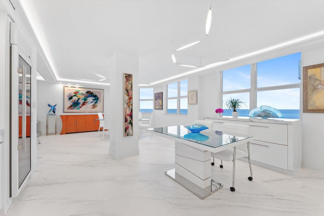 For Sale: $2,000,000 (2 beds, 2 baths, 2210 Square Feet)