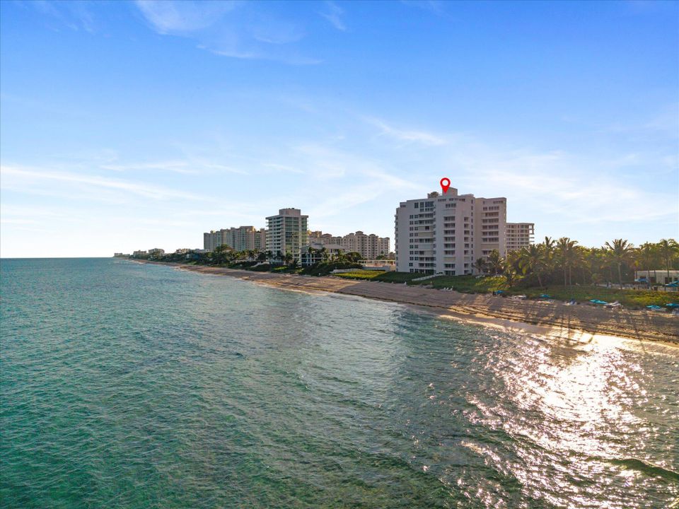 For Sale: $2,000,000 (2 beds, 2 baths, 2210 Square Feet)