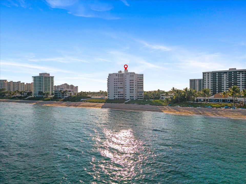 For Sale: $2,000,000 (2 beds, 2 baths, 2210 Square Feet)