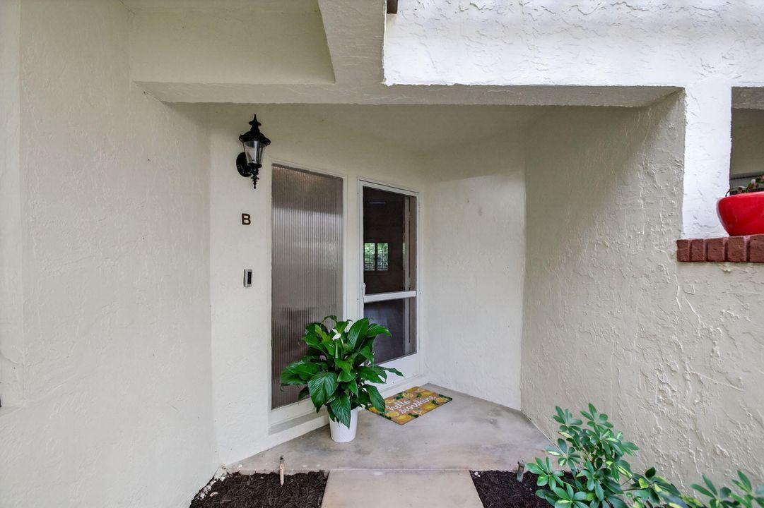 En Venta: $469,000 (2 camas, 2 baños, 1261 Pies cuadrados)