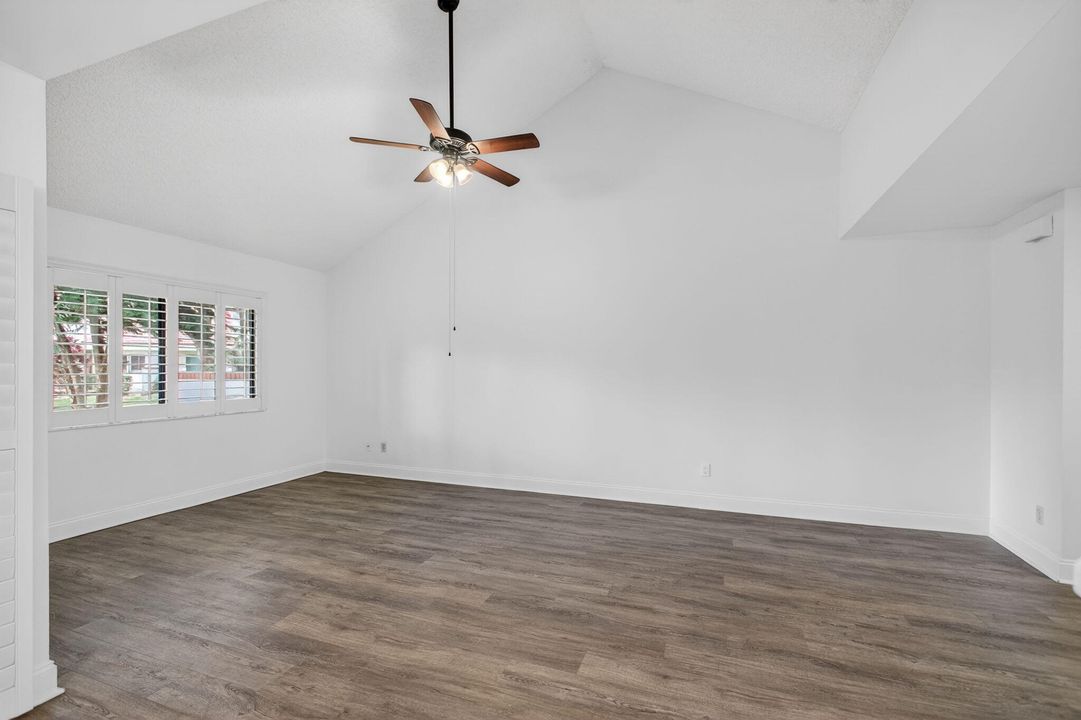 En Venta: $469,000 (2 camas, 2 baños, 1261 Pies cuadrados)