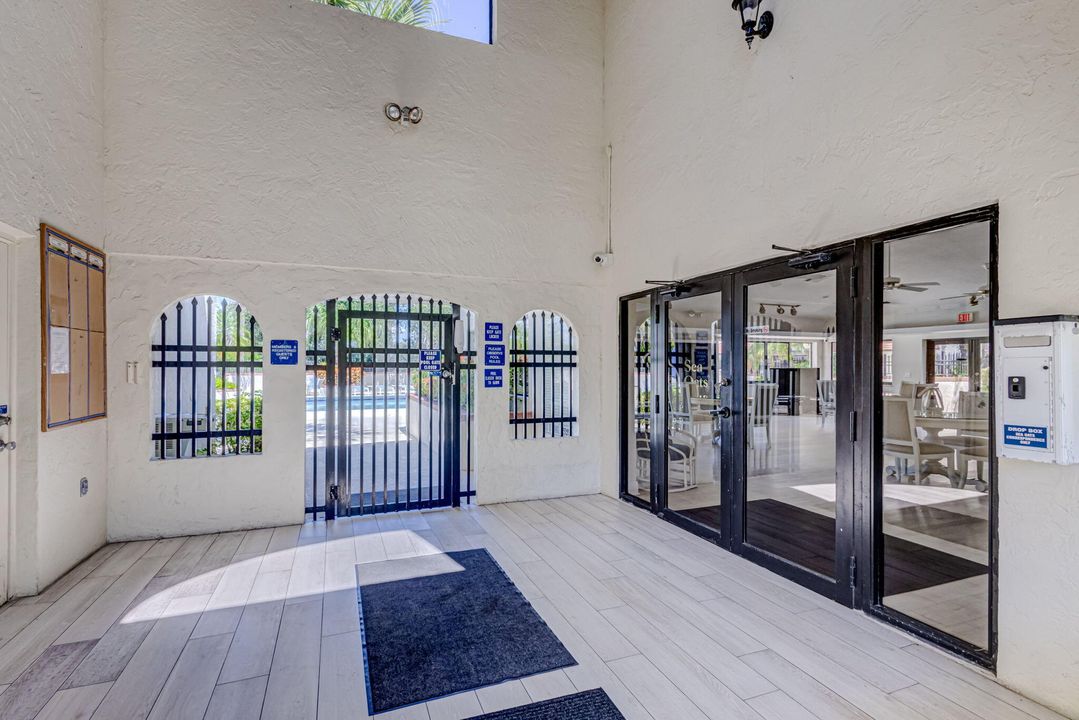 En Venta: $469,000 (2 camas, 2 baños, 1261 Pies cuadrados)