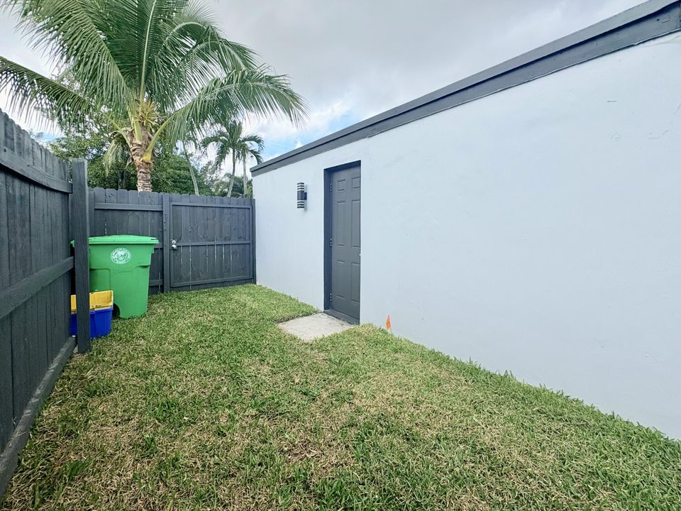 待售: $569,000 (4 贝兹, 2 浴室, 1344 平方英尺)