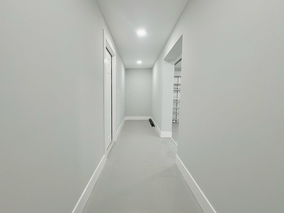 待售: $569,000 (4 贝兹, 2 浴室, 1344 平方英尺)