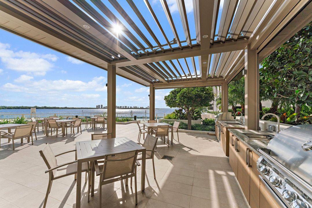 待售: $895,000 (2 贝兹, 2 浴室, 2444 平方英尺)