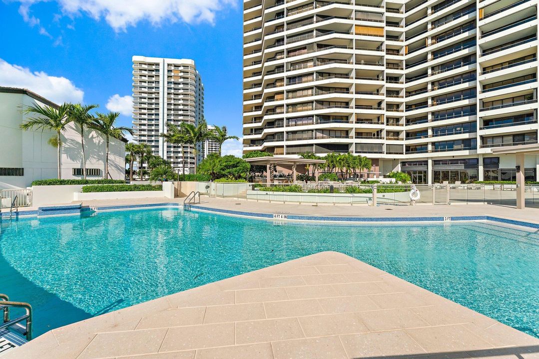 待售: $895,000 (2 贝兹, 2 浴室, 2444 平方英尺)