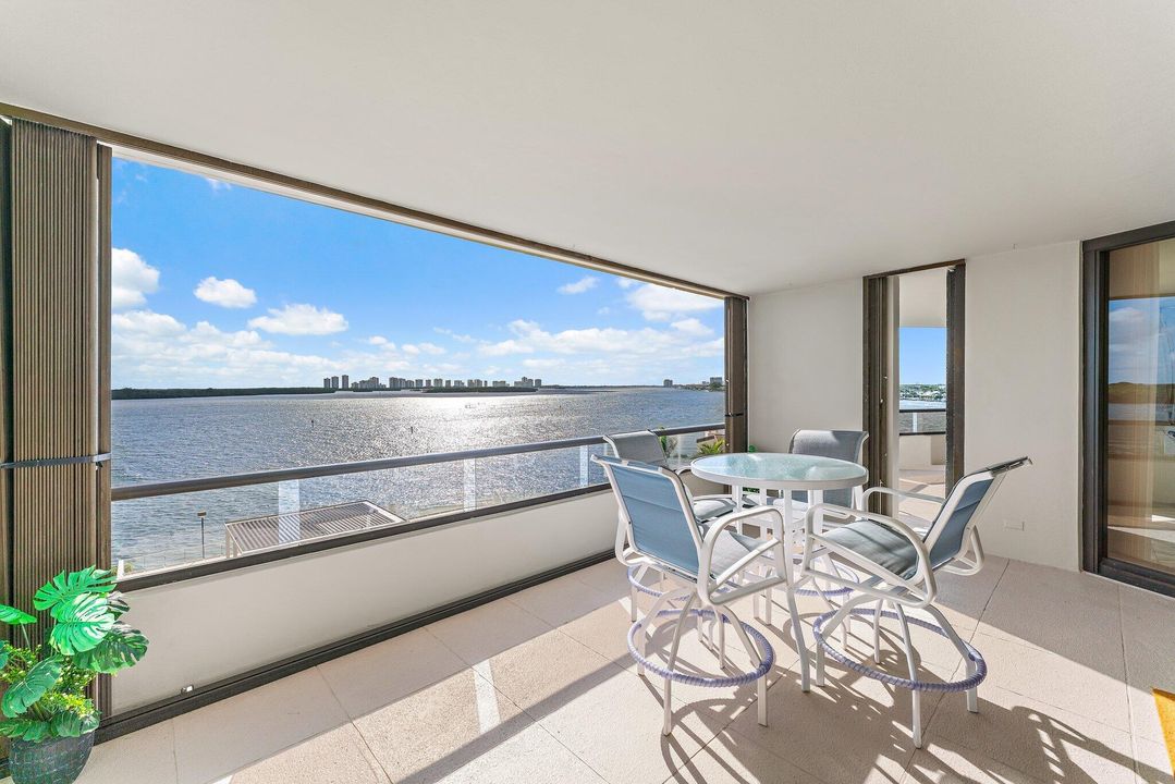 待售: $895,000 (2 贝兹, 2 浴室, 2444 平方英尺)