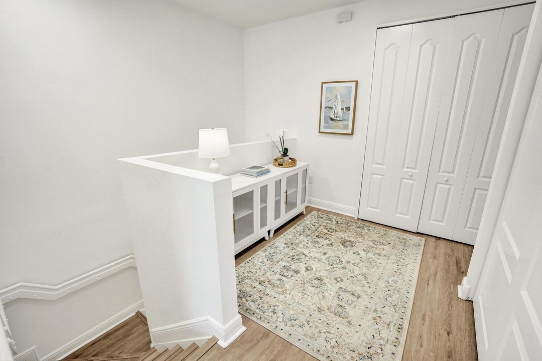 出租: $5,500 (3 贝兹, 3 浴室, 2334 平方英尺)