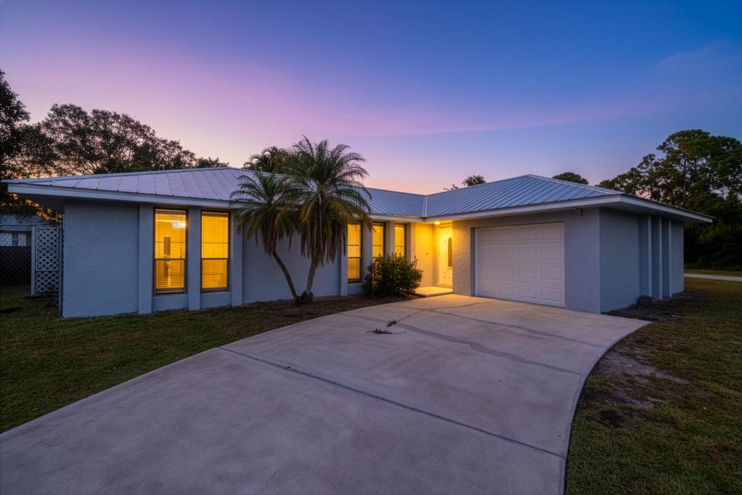 For Sale: $399,000 (3 beds, 2 baths, 1537 Square Feet)