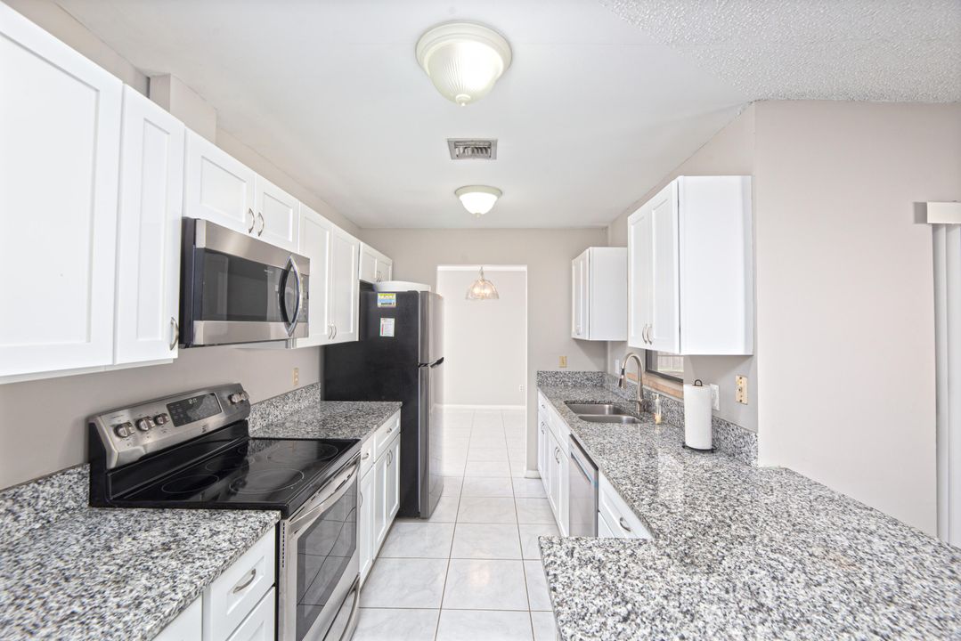 For Sale: $399,000 (3 beds, 2 baths, 1537 Square Feet)