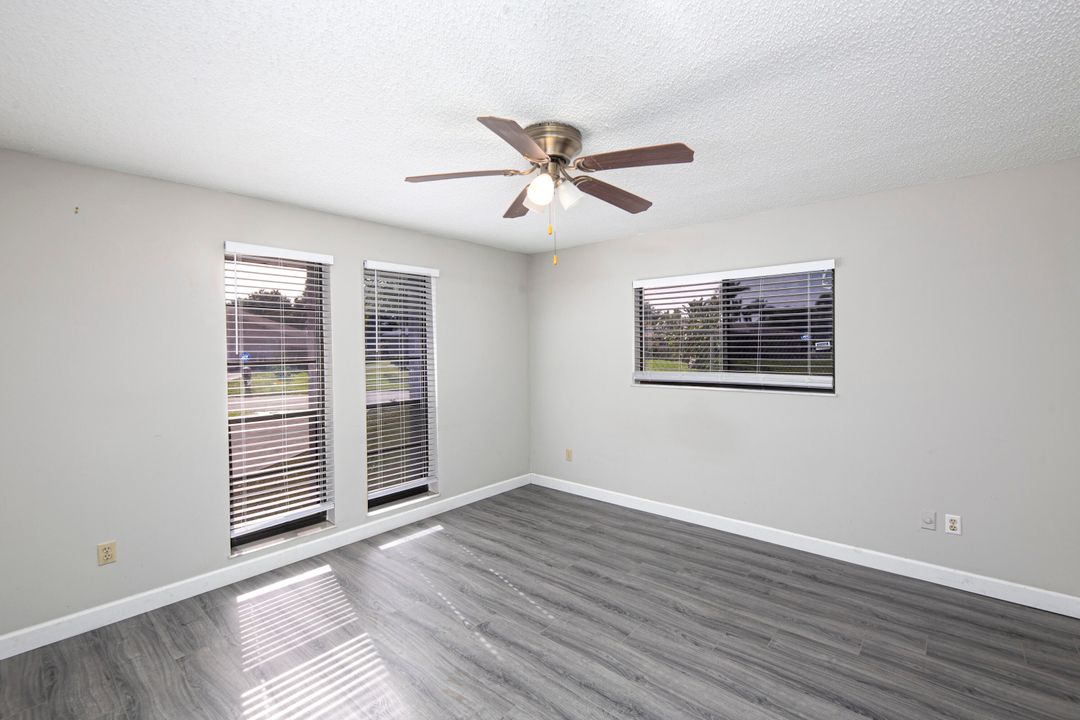 For Sale: $399,000 (3 beds, 2 baths, 1537 Square Feet)