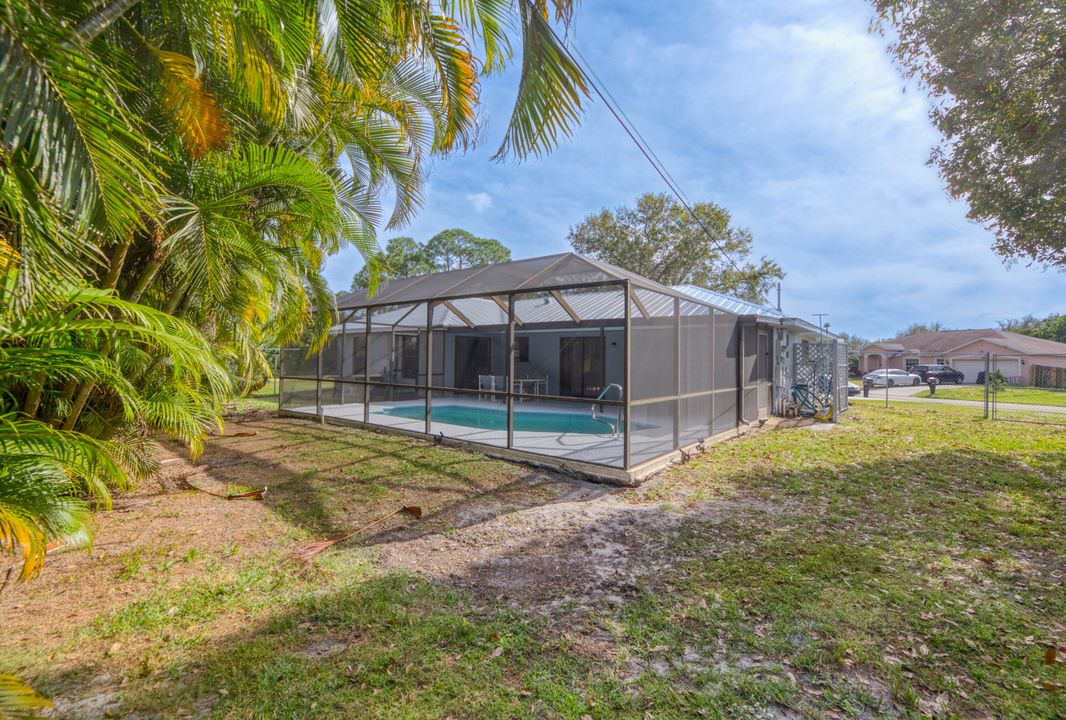 For Sale: $399,000 (3 beds, 2 baths, 1537 Square Feet)