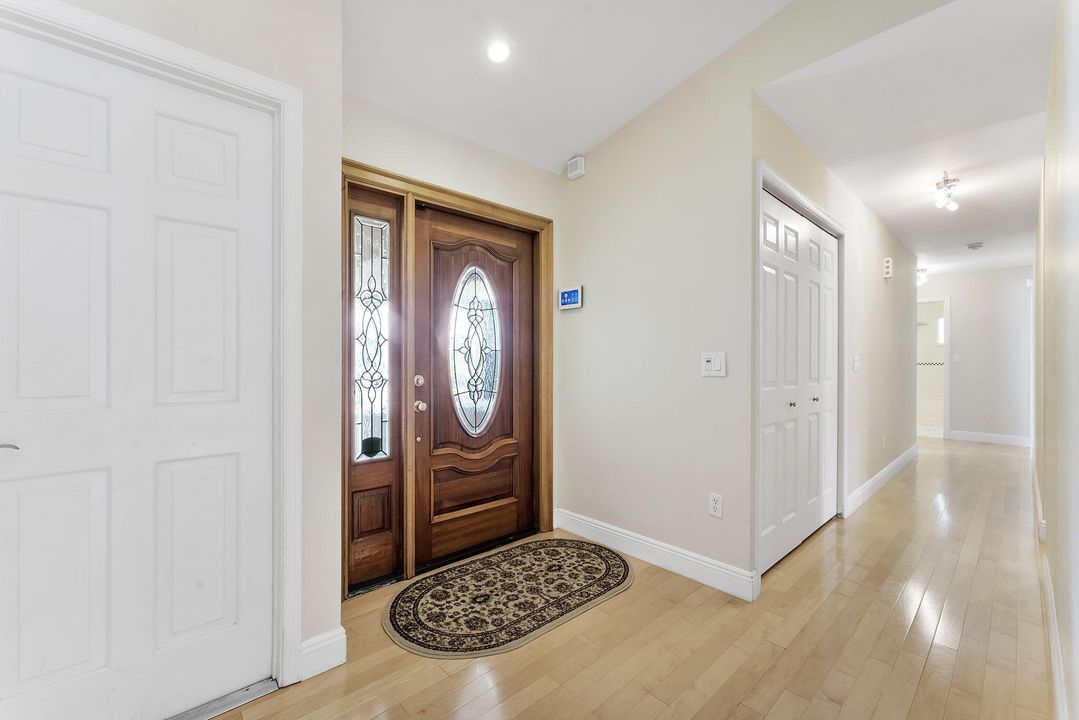 En Venta: $1,199,000 (4 camas, 2 baños, 2016 Pies cuadrados)