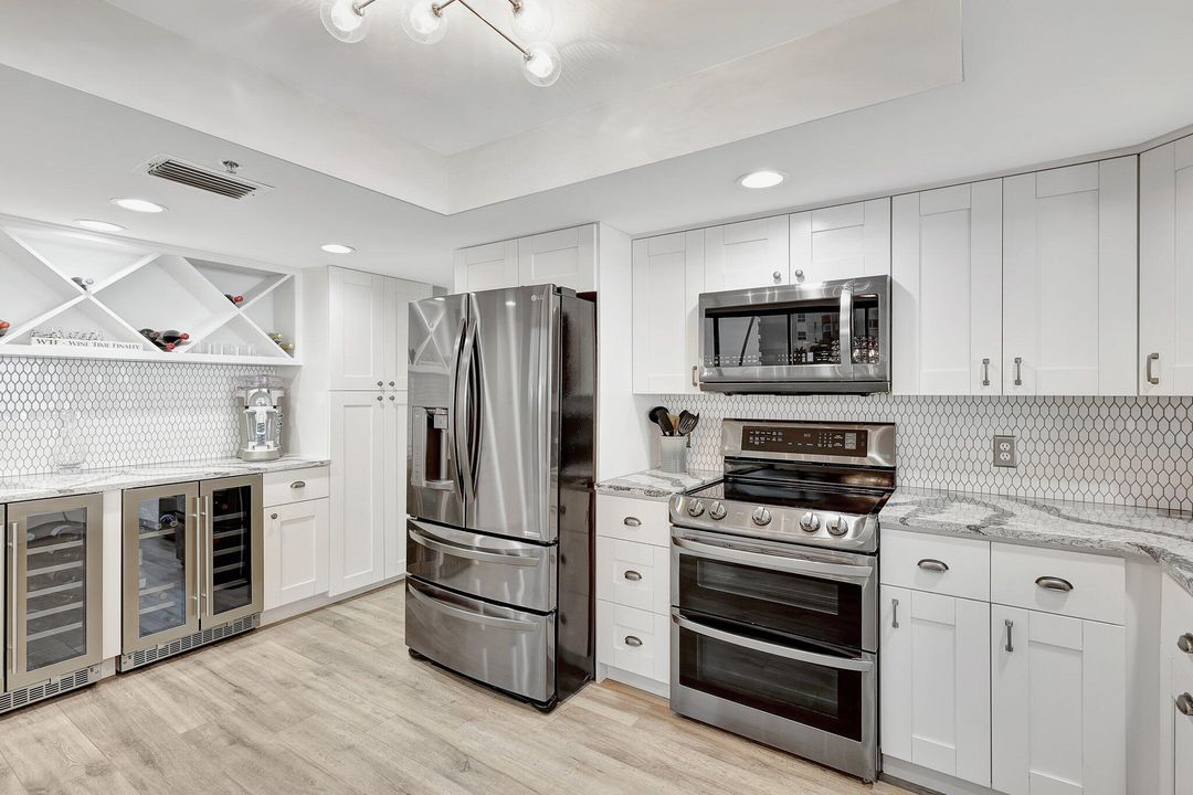 For Sale: $1,150,000 (3 beds, 2 baths, 2701 Square Feet)