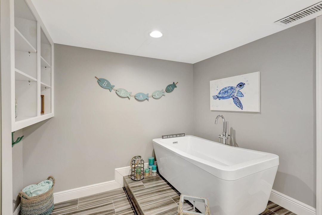 For Sale: $1,150,000 (3 beds, 2 baths, 2701 Square Feet)
