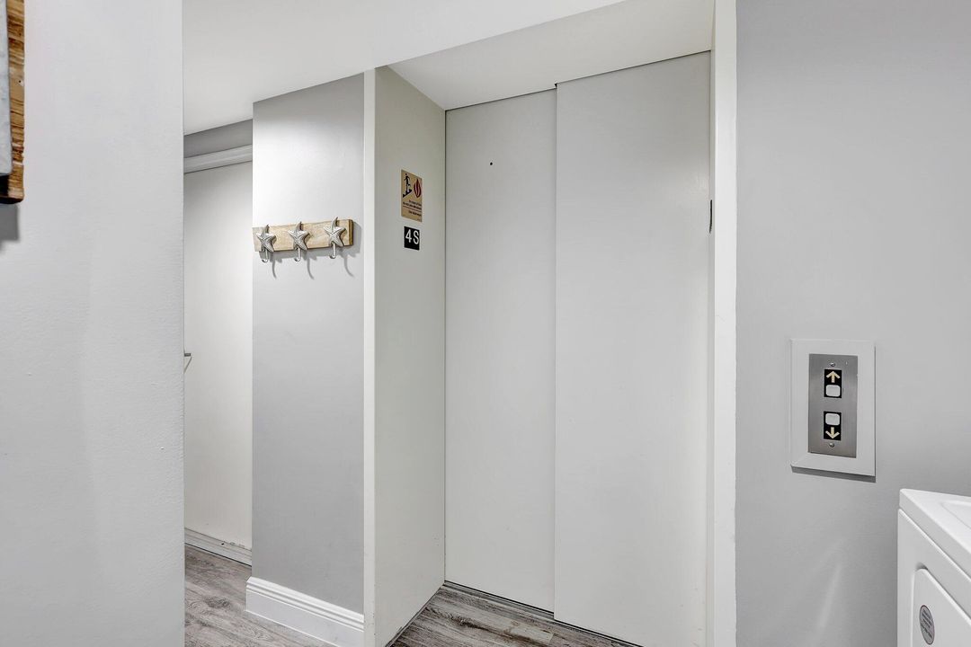 For Sale: $1,150,000 (3 beds, 2 baths, 2701 Square Feet)