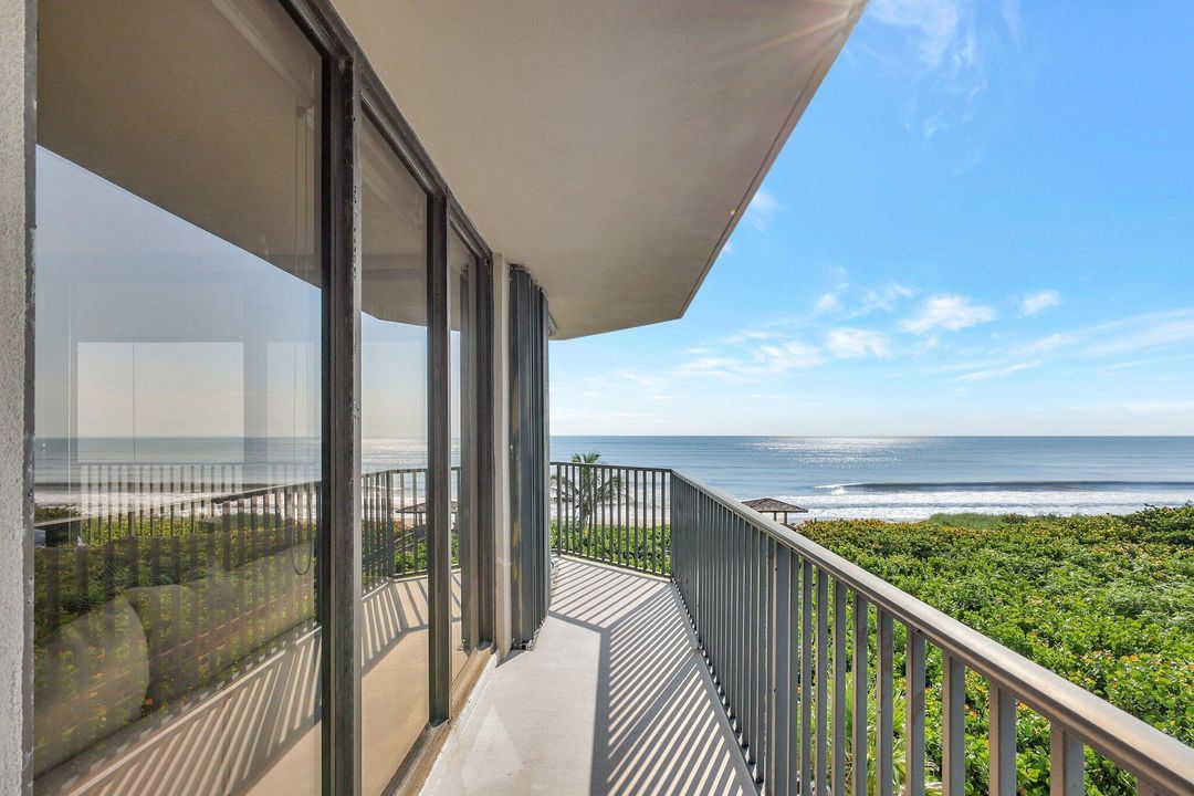 For Sale: $1,150,000 (3 beds, 2 baths, 2701 Square Feet)