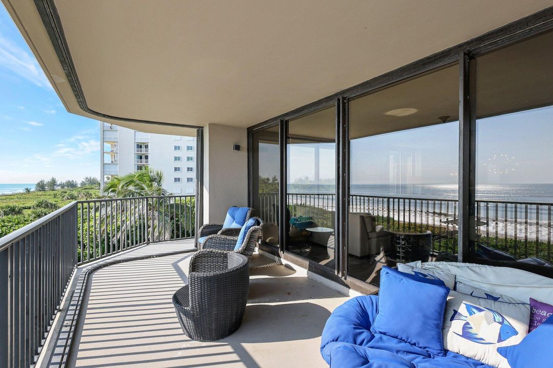 For Sale: $1,150,000 (3 beds, 2 baths, 2701 Square Feet)