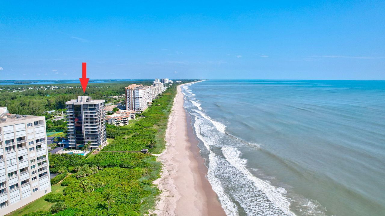 For Sale: $1,150,000 (3 beds, 2 baths, 2701 Square Feet)