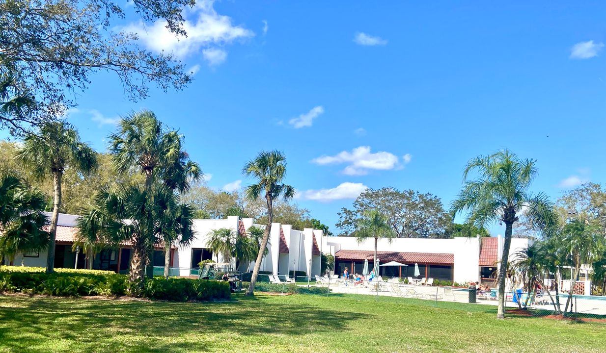 На продажу: $35,000 (2 спален, 2 ванн, 1460 Квадратных фут)