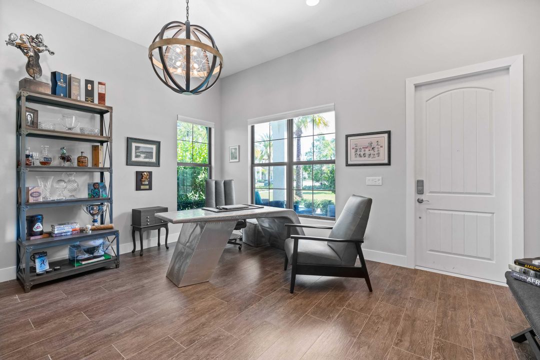 For Sale: $1,350,000 (3 beds, 3 baths, 2675 Square Feet)