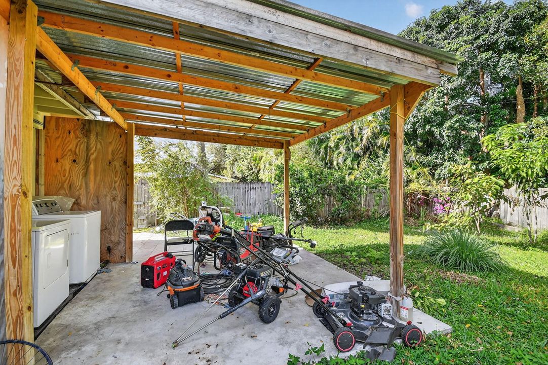 En Venta: $675,000 (0 camas, 0 baños, 1972 Pies cuadrados)