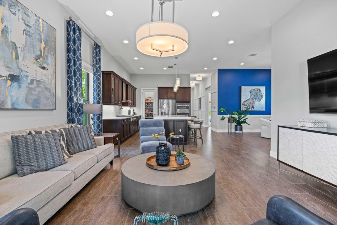 For Sale: $1,350,000 (3 beds, 3 baths, 2675 Square Feet)