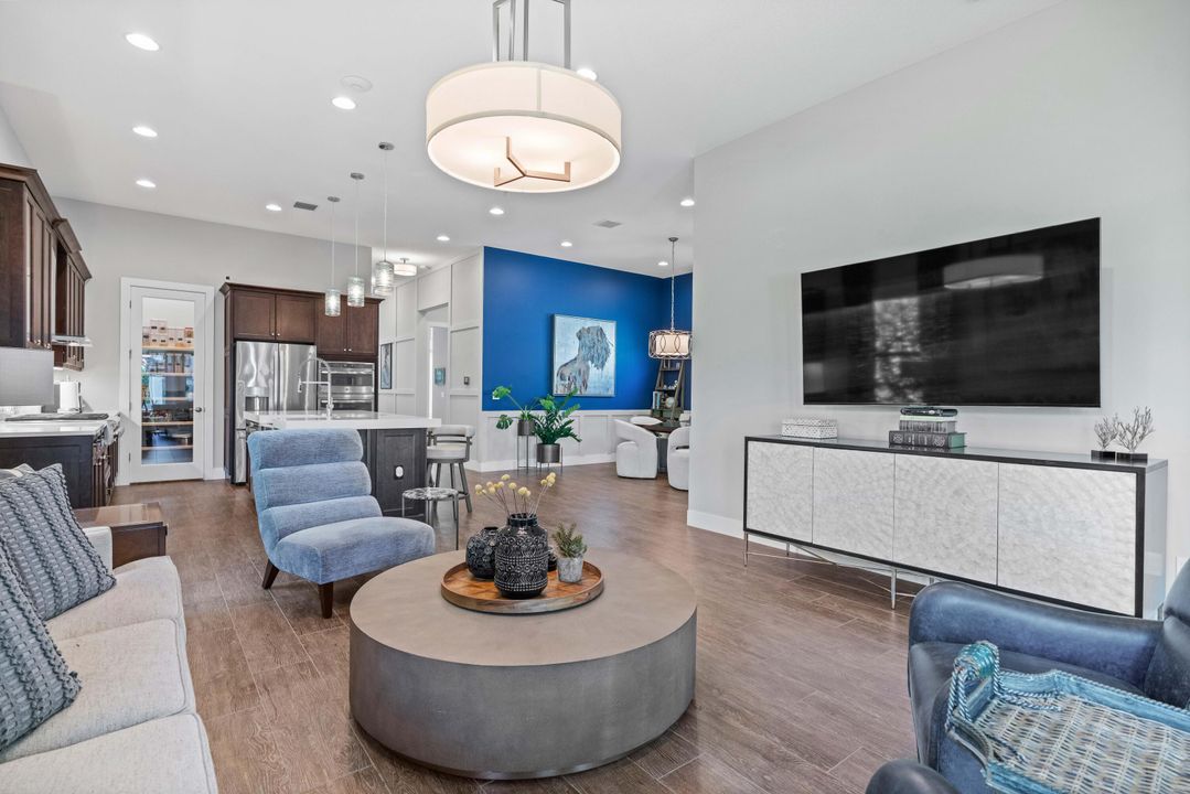 For Sale: $1,350,000 (3 beds, 3 baths, 2675 Square Feet)