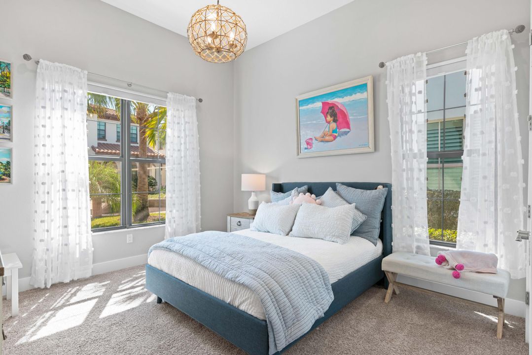 For Sale: $1,350,000 (3 beds, 3 baths, 2675 Square Feet)