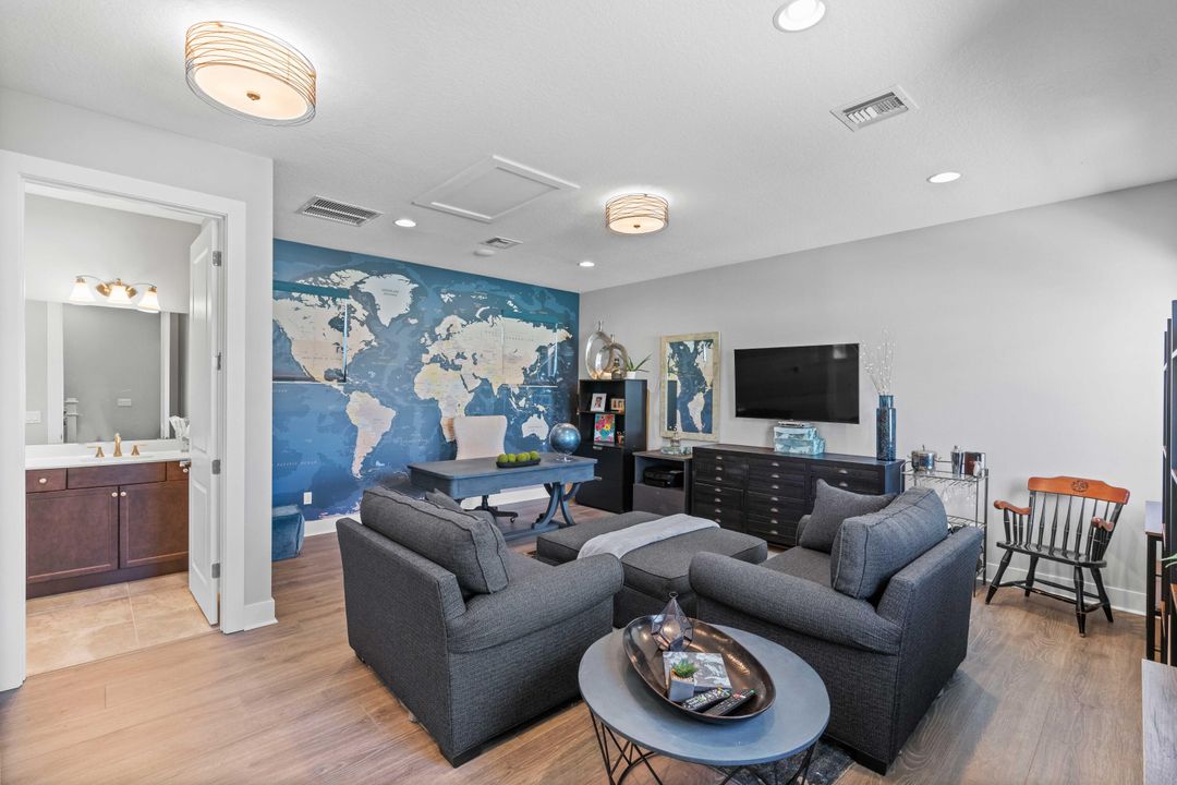 For Sale: $1,350,000 (3 beds, 3 baths, 2675 Square Feet)