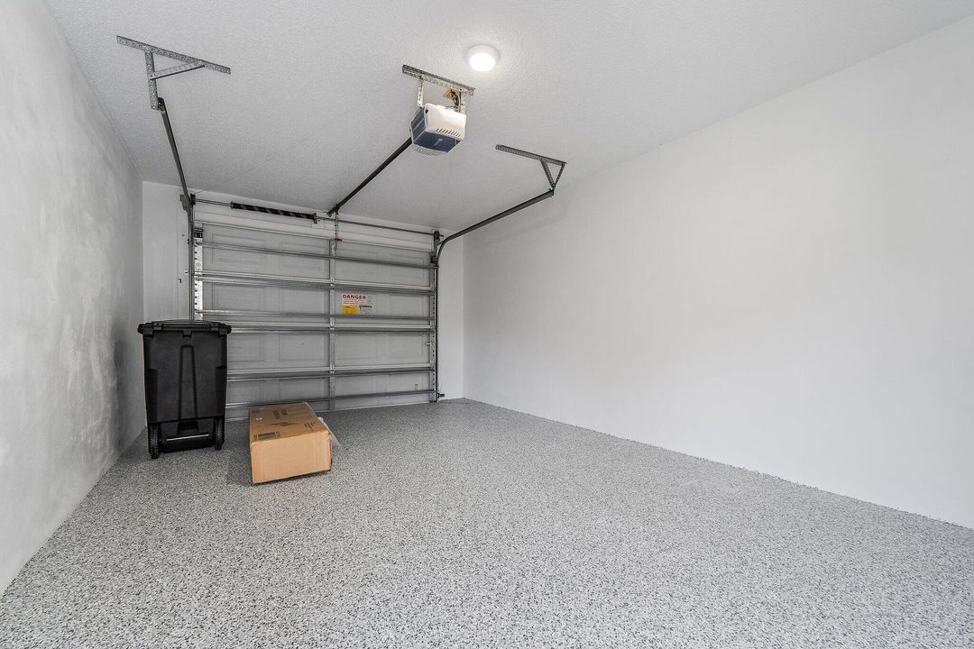 For Rent: $8,500 (2 beds, 2 baths, 1418 Square Feet)