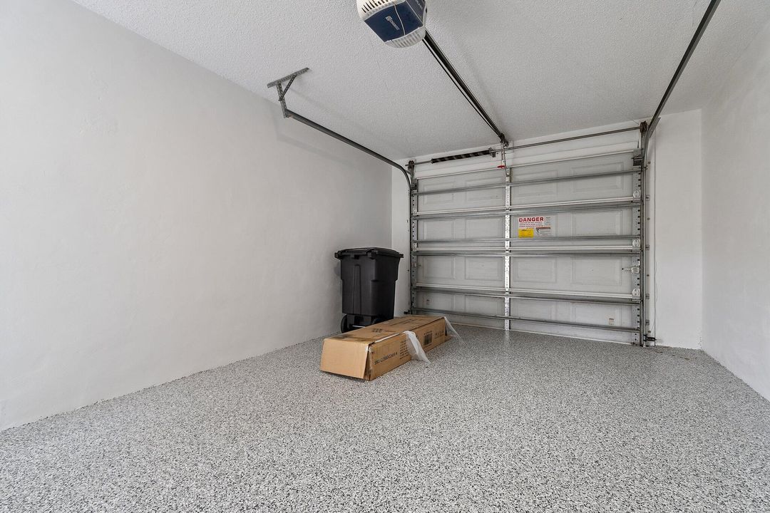 For Rent: $8,500 (2 beds, 2 baths, 1418 Square Feet)