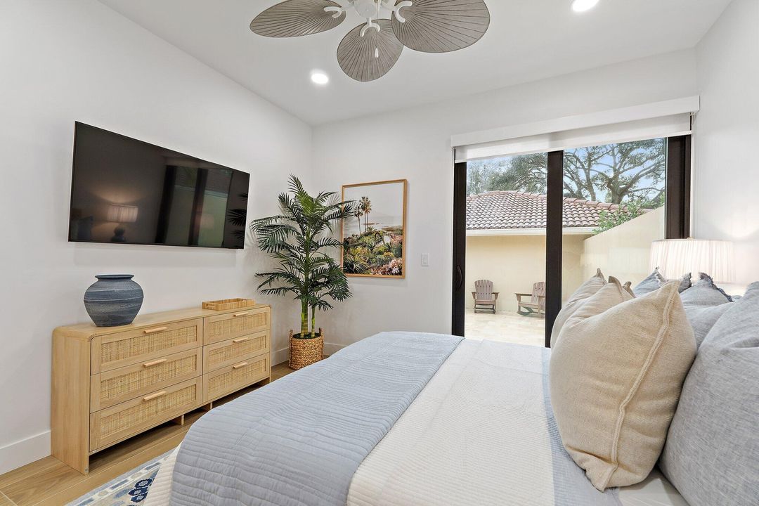 For Rent: $8,500 (2 beds, 2 baths, 1418 Square Feet)