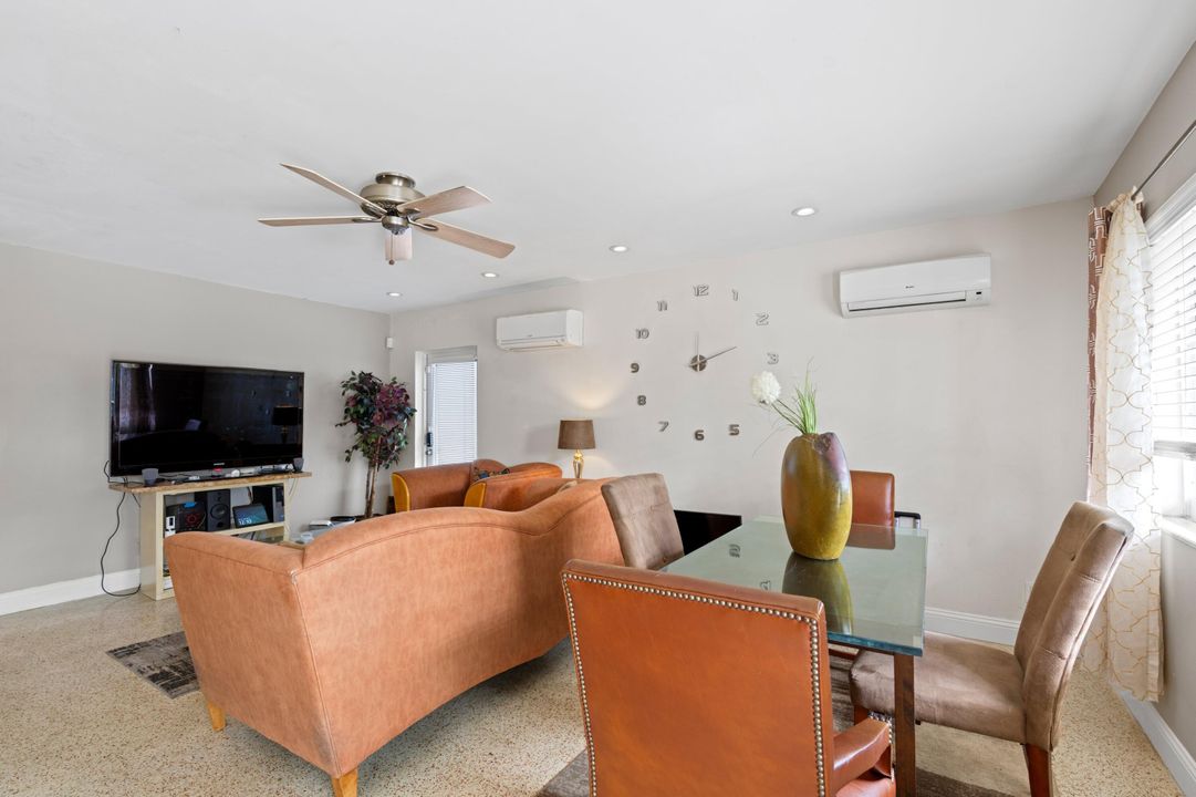 For Sale: $799,000 (3 beds, 3 baths, 2305 Square Feet)