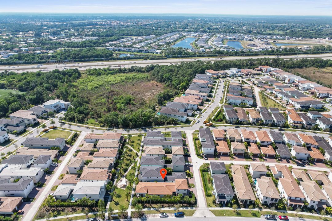For Sale: $1,350,000 (3 beds, 3 baths, 2675 Square Feet)
