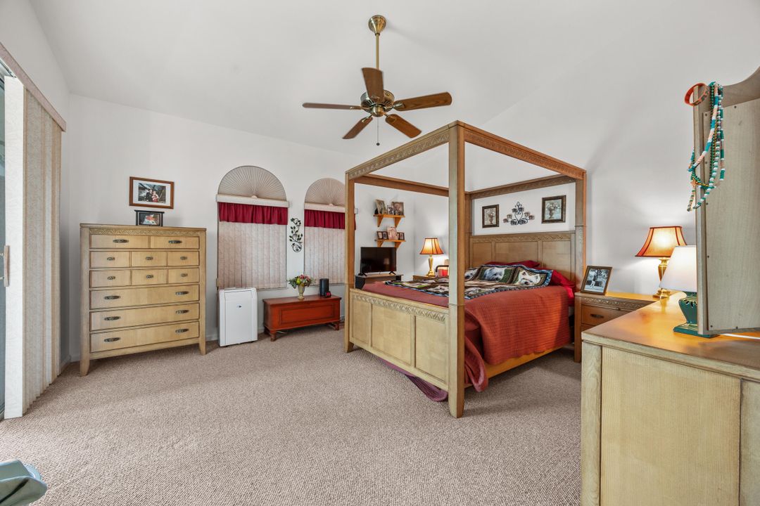 待售: $309,999 (2 贝兹, 2 浴室, 1662 平方英尺)