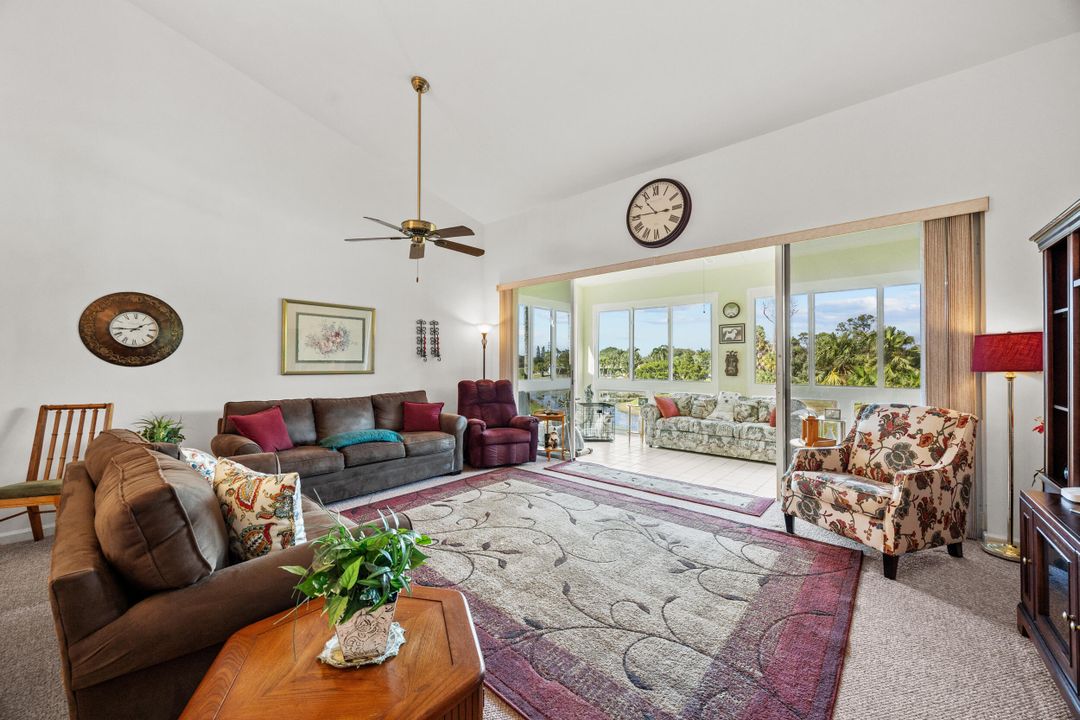 待售: $309,999 (2 贝兹, 2 浴室, 1662 平方英尺)