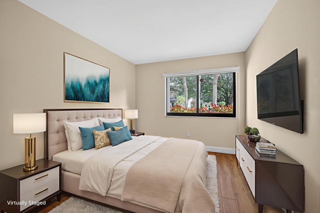 For Sale: $296,000 (2 beds, 2 baths, 1295 Square Feet)