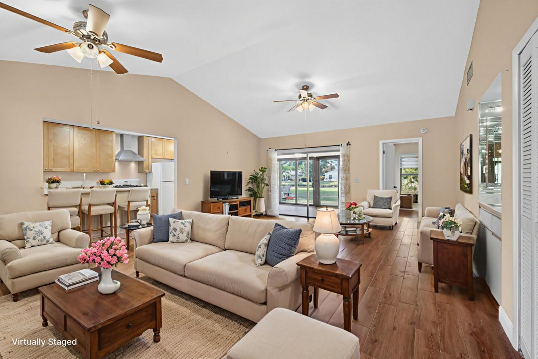 For Sale: $296,000 (2 beds, 2 baths, 1295 Square Feet)