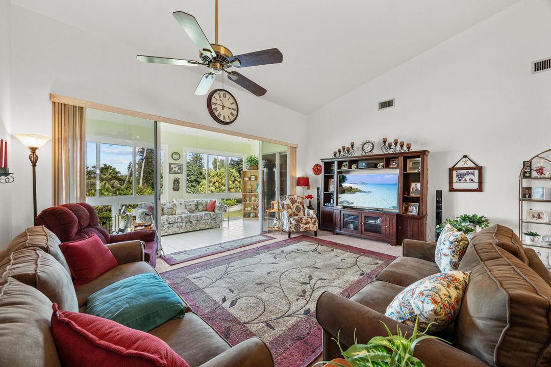 待售: $309,999 (2 贝兹, 2 浴室, 1662 平方英尺)