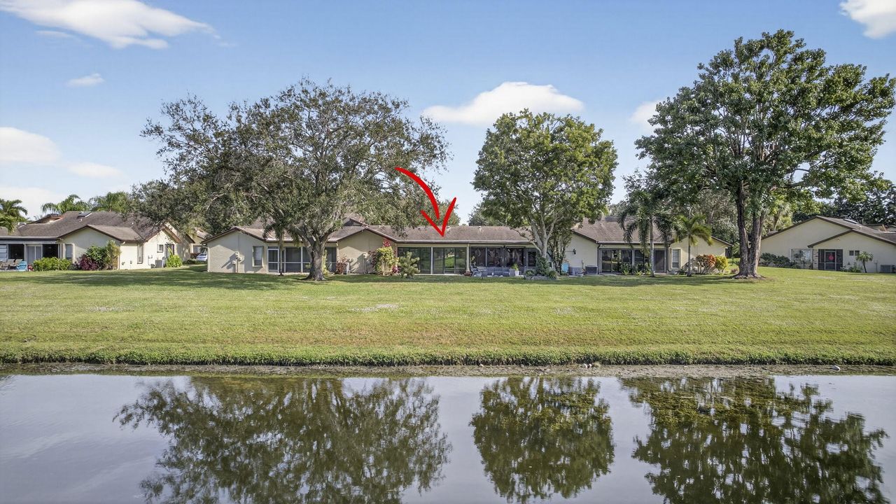 For Sale: $296,000 (2 beds, 2 baths, 1295 Square Feet)