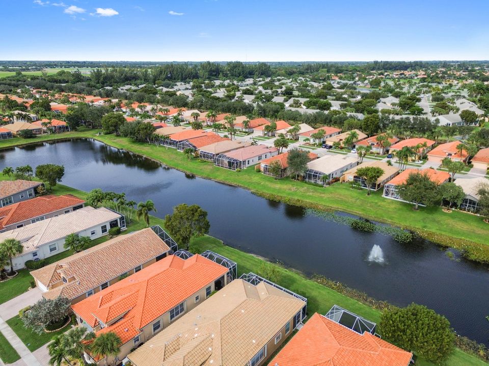 For Sale: $409,900 (3 beds, 2 baths, 1736 Square Feet)