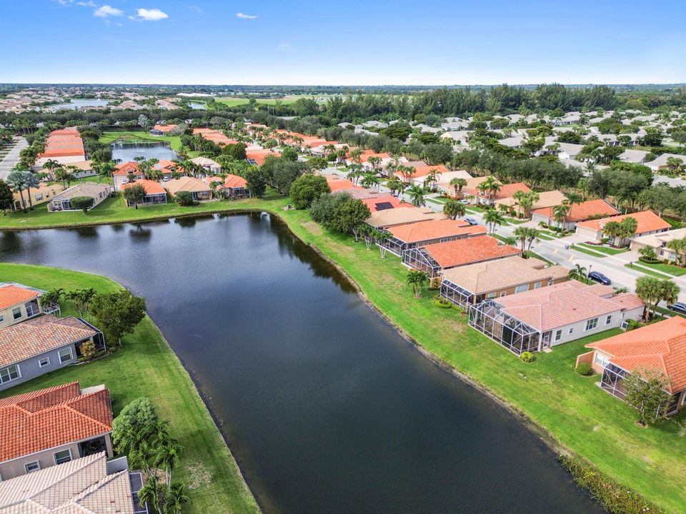 For Sale: $409,900 (3 beds, 2 baths, 1736 Square Feet)