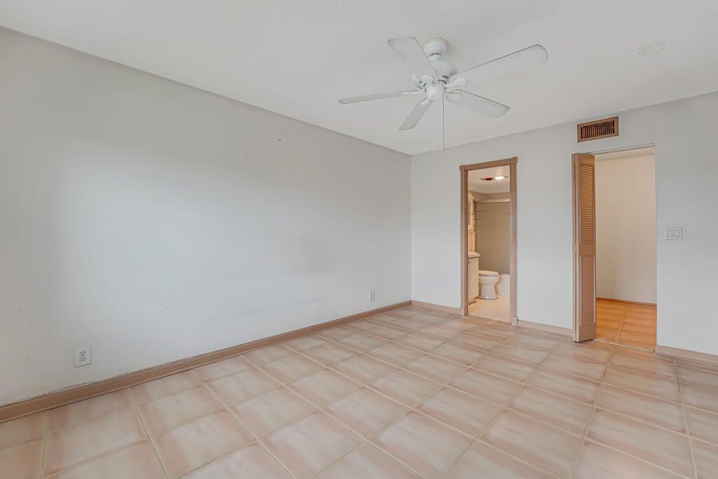 En Venta: $119,900 (2 camas, 2 baños, 888 Pies cuadrados)