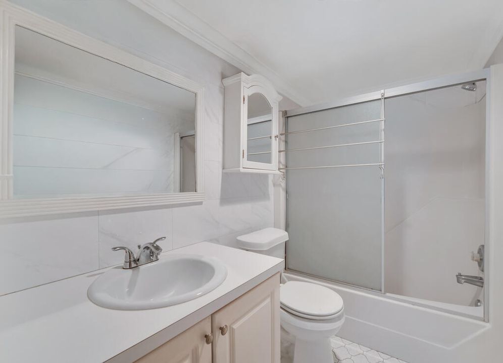 En Venta: $119,900 (2 camas, 2 baños, 888 Pies cuadrados)