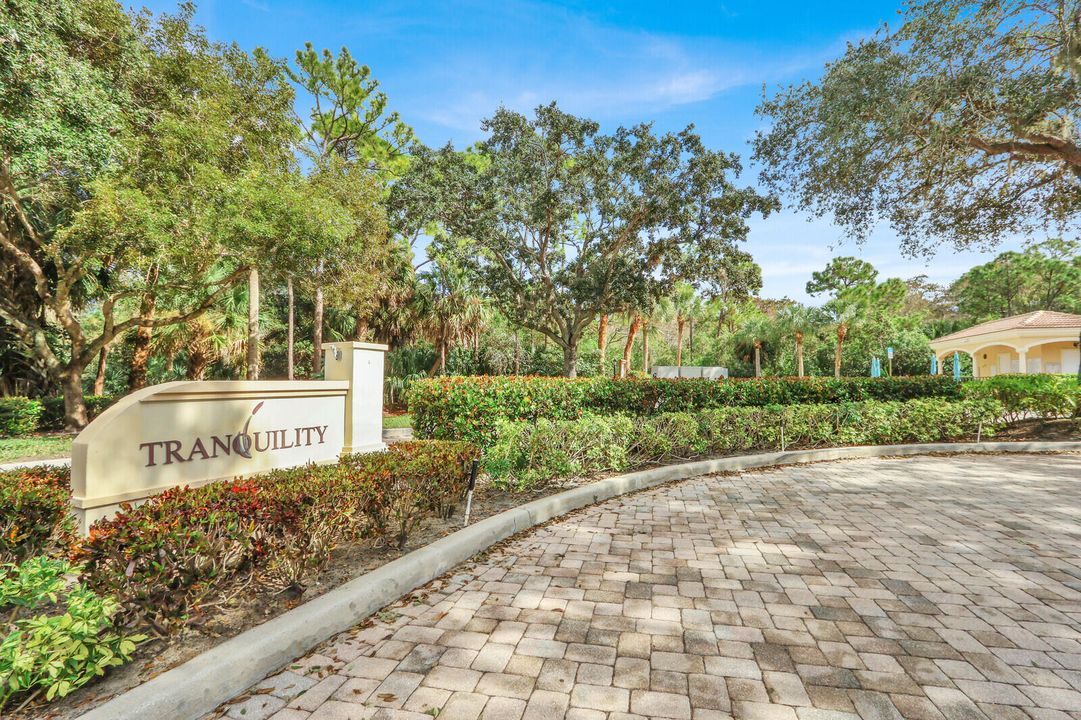 For Sale: $388,500 (3 beds, 3 baths, 1720 Square Feet)