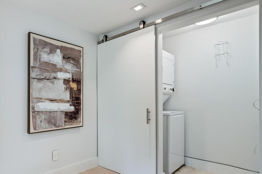 待售: $2,310,000 (4 贝兹, 3 浴室, 2202 平方英尺)