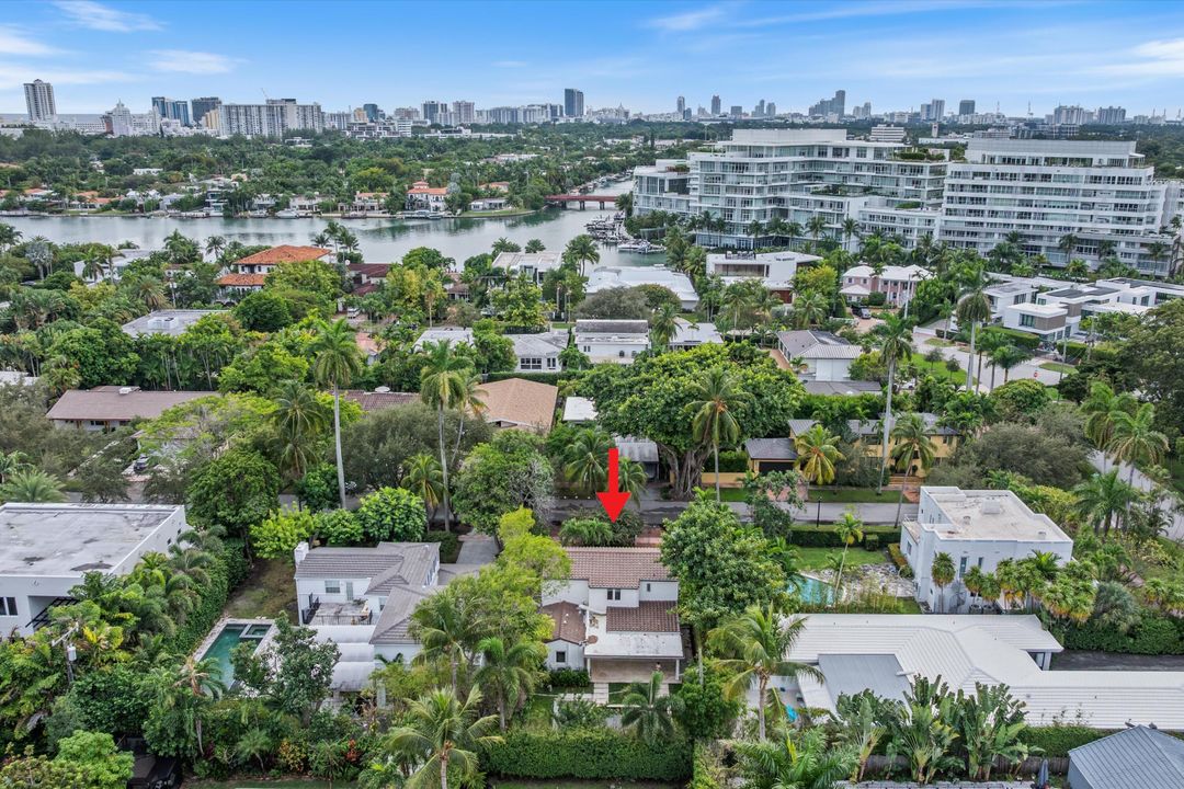 待售: $2,310,000 (4 贝兹, 3 浴室, 2202 平方英尺)