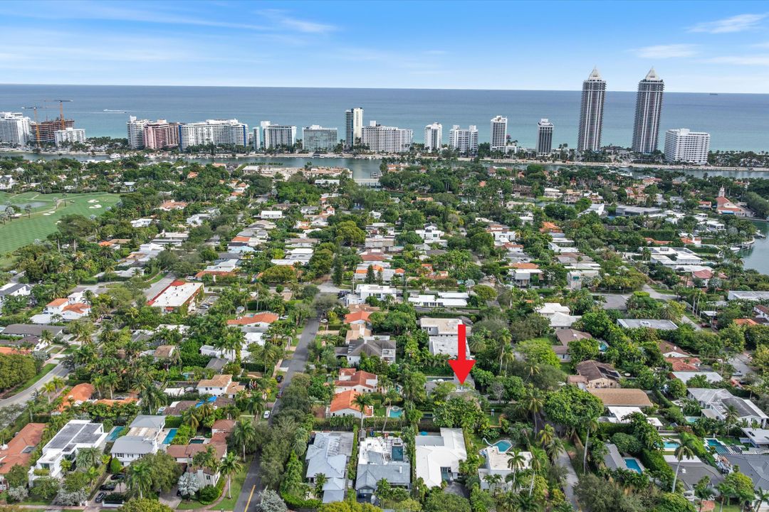 待售: $2,310,000 (4 贝兹, 3 浴室, 2202 平方英尺)