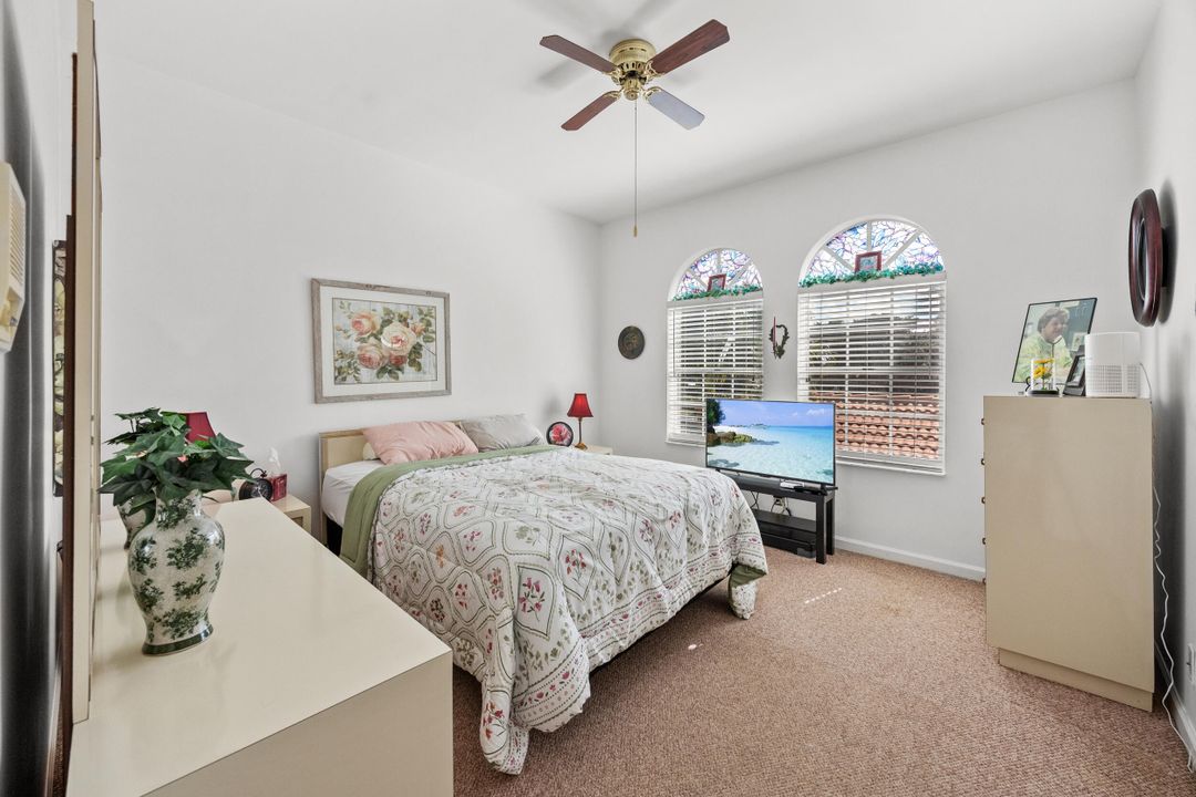 待售: $309,999 (2 贝兹, 2 浴室, 1662 平方英尺)